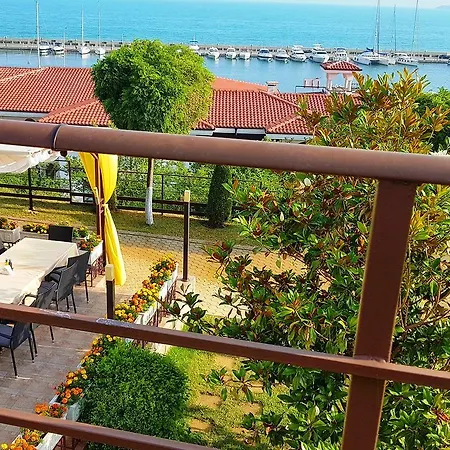 Marina Diamond Apartment *